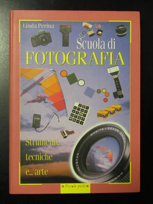 Scuola di fotografia. Demetra 2001 - Linda Perina - copertina