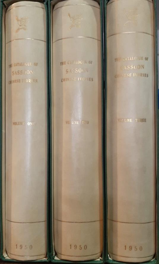The catalogue of Sassoon chinese ivories, in three volumes, compiled by S. E. Lucas - copertina