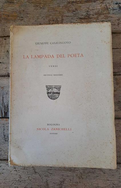 La lampada del poeta - Versi - Giuseppe Casalinuovo - copertina