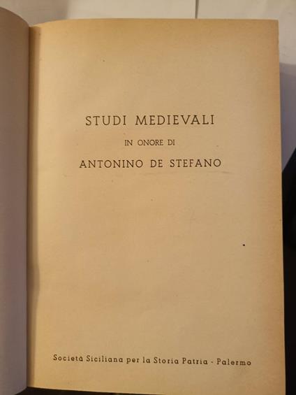 Studi medievali in onore di Antonino De Stefano - copertina