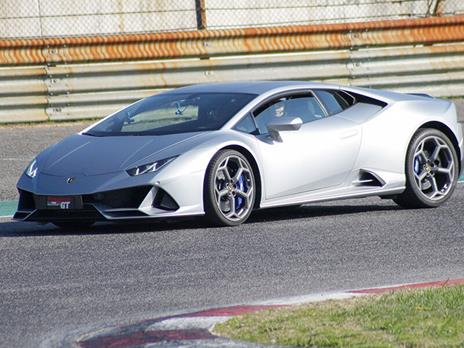 SMARTBOX - 1 giro su pista alla guida di una Lamborghini Huracán EVO - Cofanetto regalo - 4