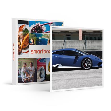 SMARTBOX - 1 giro sul Circuito Varano de' Melegari in Supercar e video - Cofanetto regalo