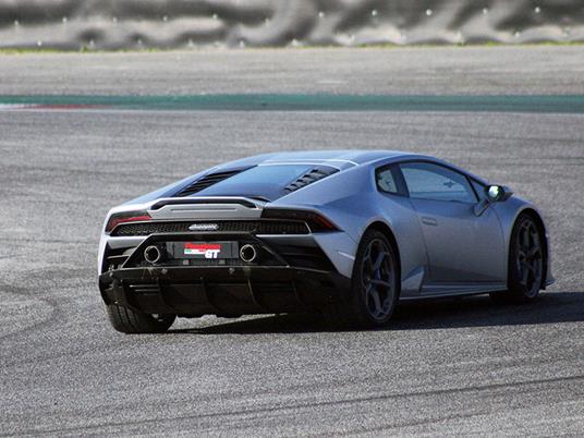 SMARTBOX - Lamborghini Huracán EVO: 1 giro sul Circuito Varano de' Melegari e video HD - Cofanetto regalo - 3