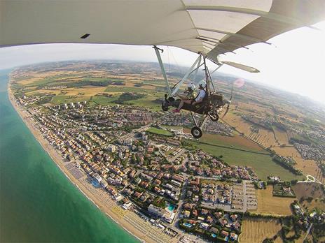 SMARTBOX - Volo sulle Marche in deltaplano con avio-aperitivo per 2 - Cofanetto regalo - 7