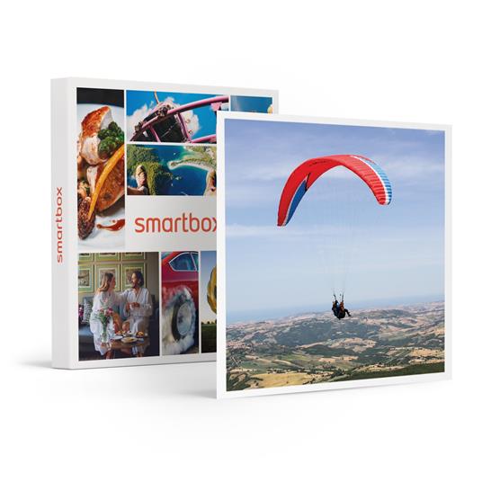 SMARTBOX - 1 suggestivo volo in parapendio per 2 persone con video e foto ricordo in Abruzzo - Cofanetto regalo - 2