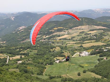 SMARTBOX - 1 suggestivo volo in parapendio per 2 persone con video e foto ricordo in Abruzzo - Cofanetto regalo - 5