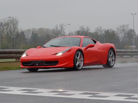 SMARTBOX - 1 emozionante giro su Ferrari o Lamborghini presso l'Autodromo di Vallelunga - Cofanetto regalo - 7