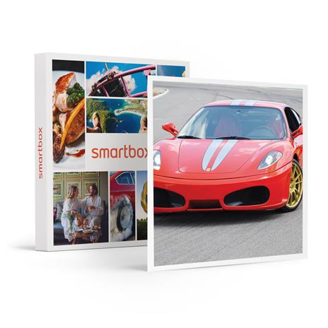 SMARTBOX - Passione adrenalina: 2 emozionanti giri su Ferrari F430 o F458 per 2 impavidi amici - Cofanetto regalo