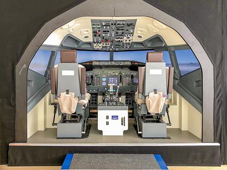 SMARTBOX - Pilota per un giorno: 1 affascinante simulazione di volo su Boeing 737 di 50 minuti - Cofanetto regalo - 8