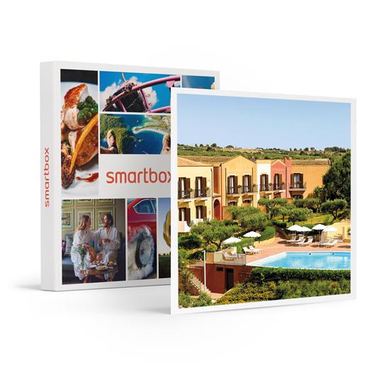 SMARTBOX - Gusto e relax in Sicilia: 1 notte con cena al 5* Baglio Oneto  dei Principi di San Lorenzo - Cofanetto regalo - Smartbox - Idee regalo |  IBS