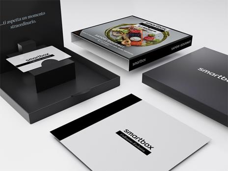 SMARTBOX - Sapori gourmet - Cofanetto regalo - 1 cena in ristoranti gourmet o selezionati dalla Guida MICHELIN per 2 persone - 2