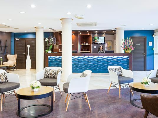 SMARTBOX - Fuga in raffinato hotel 4* a Cannes con accesso all'area relax -  Cofanetto regalo - Smartbox - Idee regalo | IBS