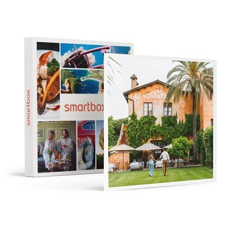 SMARTBOX - Romantico soggiorno benessere a QC Terme Roma: 2 notti con accesso Spa di coppia - Cofanetto regalo