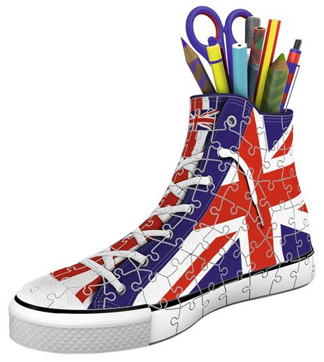 Ravensburger - 3D Puzzle Portapenne Sneaker Union Jack Edition, 108 Pezzi, 8+ Anni - 4