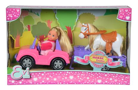 Evi Love con Jeep, rimorchio e pony