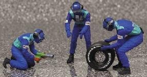 Pit Stop Sauber Petronas 2002 Cambio Gomme Posteriore Figure Set 1:43 Model Rip343100033 - 2