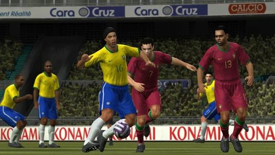 Pro Evolution Soccer 2008 - 8