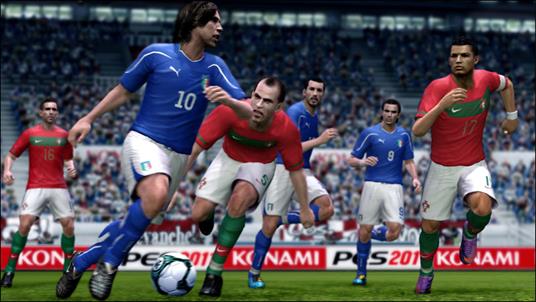 Pro Evolution Soccer 2011 - 9