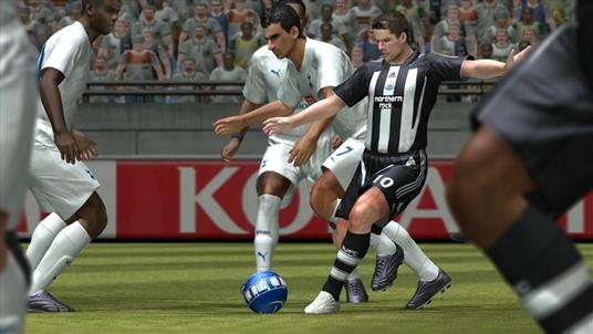 Pro Evolution Soccer 2008 - 3