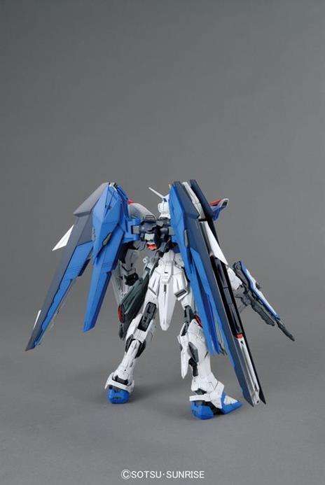 Model Kit Mg Gundam Freedom Ver 2. 0 1/100 - 19