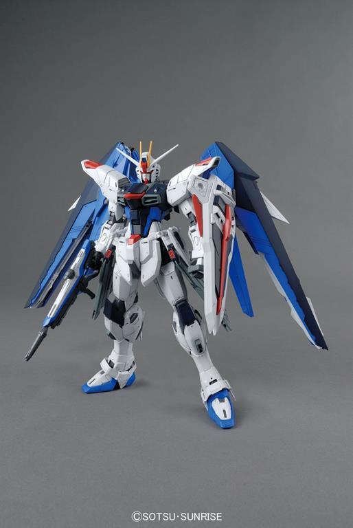 Model Kit Mg Gundam Freedom Ver 2. 0 1/100 - 10