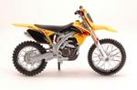 Suzuki Rm-Z450 2010 Motocross 1:18 Model Bu51048