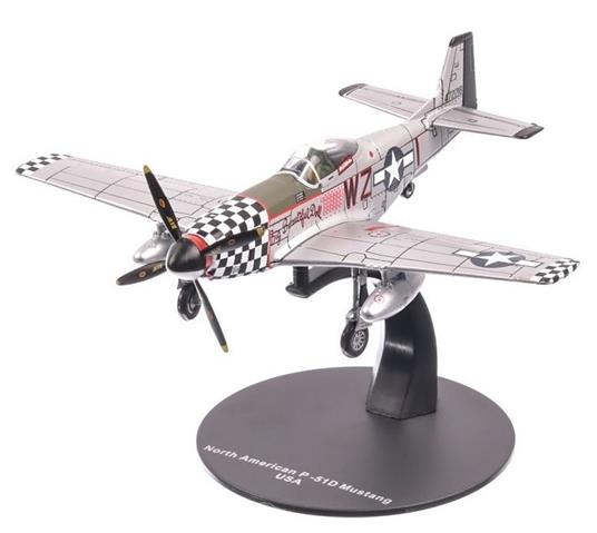 DeAgostini WWII P-51D Mustang Big Beautiful Doll 1/72 Modellino