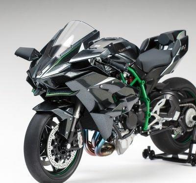 Tamiya Kawasaki Ninja H2R Kit di Montaggio Motocicletta 1:12 - 12