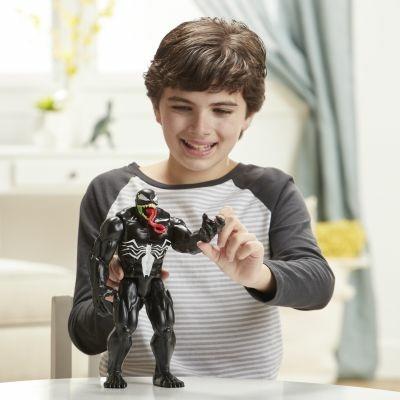 Spider-Man Venom Personaggio Titan Hero 30cm Deluxe - 5