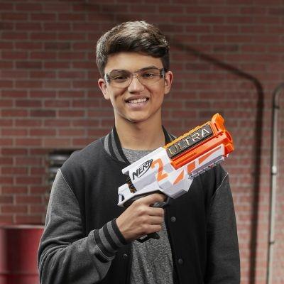 Nerf Ultra. Two (Blaster motorizzato a retrocarica rapida, 6 dardi Nerf Ultra, compatibile solo con i dardi Nerf Ultra) - 5