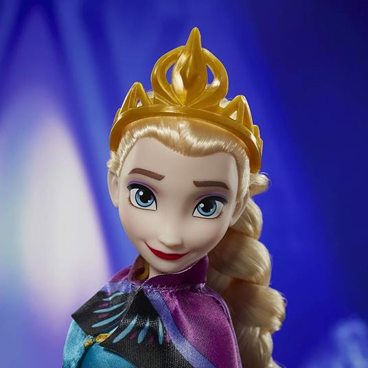 Hasbro Disney Frozen - Elsa Rivelazione Reale, fashion doll di Elsa con  abito 2-in-1 - Hasbro - Bambole Fashion - Giocattoli | IBS