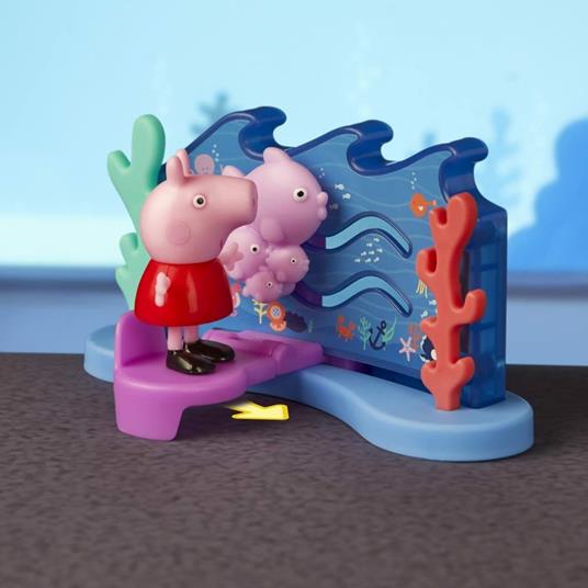 Peppa Pig - Peppa all'Acquario, playset per età prescolare con 4 action figure e 8 accessori - 9