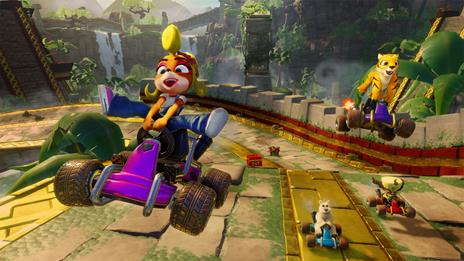 Activision Blizzard Crash Team Racing: Nitro-Fueled Standard Xbox One - 5