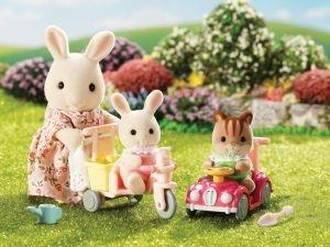 Sylvanian Families 5040 Set Bebe con Triciclo e Macchinina + Mamma Coniglio (ex 3567) - 2