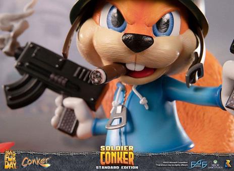 Conker: Conker's Bad Fur Day Statua Soldier Conker 33 Cm First 4 Figures - 4