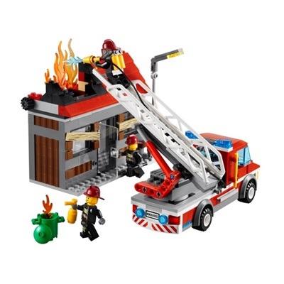 LEGO City (60003). Squadra di emergenza anti-incendio - 5