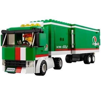 LEGO City (60025). Camion da gran premio - 5