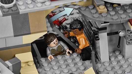 LEGO Star Wars (75105). New Millennium Falcon - 13