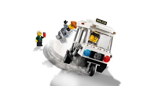 LEGO Ninjago (70607). Inseguimento a NINJAGO City - 13