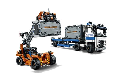 LEGO Technic (42062). Trasporta container - 44