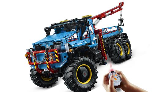 LEGO Technic (42070). Camion Autogrù 6x6 - 7