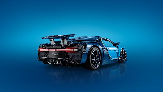 LEGO Technic (42083). Bugatti Chiron - 11