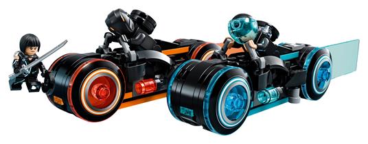 LEGO Ideas (21314). TRON: Legacy - 3