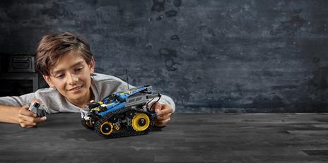 LEGO Technic (42095). Stunt Racer telecomandato - 11