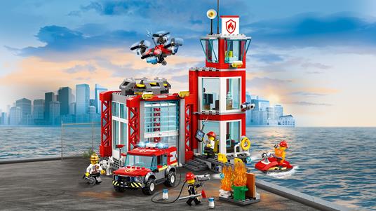 LEGO City Fire (60215). Caserma dei Pompieri - 9