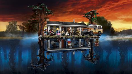 LEGO Stranger Things (75810). Il Sottosopra - 4