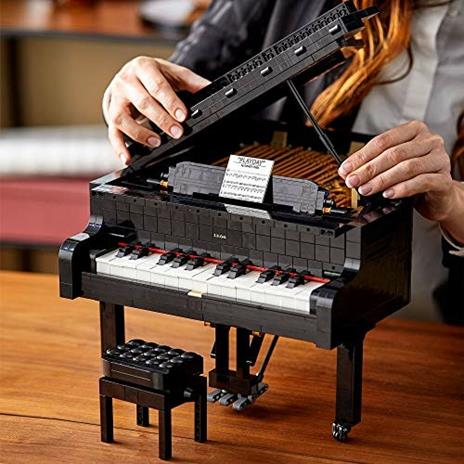 LEGO Ideas (21323). Pianoforte a Coda Motorizzato con Power Functions  Technic