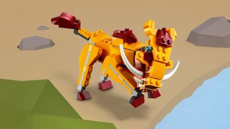 LEGO Creator 31112 3 in 1 Leone Selvatico, Kit di Costruzione , Struzzo e Facocero, Giocattoli per Bambini dai 7 Anni in Su - 10