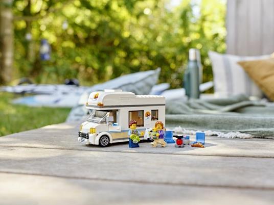 LEGO City 60283 Super Veicoli Camper delle Vacanze, Kit di Gioco con  Camper, Giocattoli sulle Vacanze Estive per Bambini - LEGO - City -  Automobili - Giocattoli