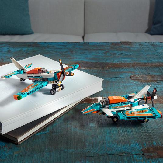 LEGO Technic 42117 Aereo da Competizione e Jet a Reazione, Kit di Costruzione 2 in 1 per Bambini, Idea Regalo - 6